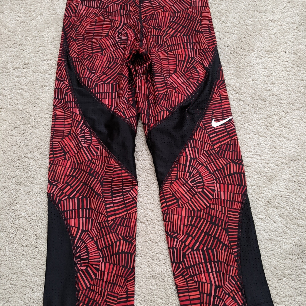 *Rare* Nike PRO